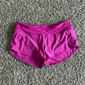Lululemon Speed Up Shorts Low Rise 2.5” Ripened Raspberry Size 8